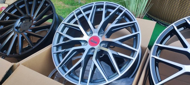 5x112 R19 MAM RS 4 j Dobozos alufelni garnitra