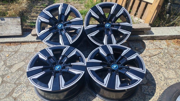 5x112 R19 - BMW iX 3