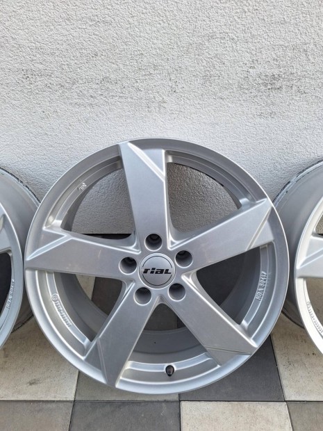 5x112 Rial 18 colos felni �jszer� �llapotban Audi VW Mercedes BMW