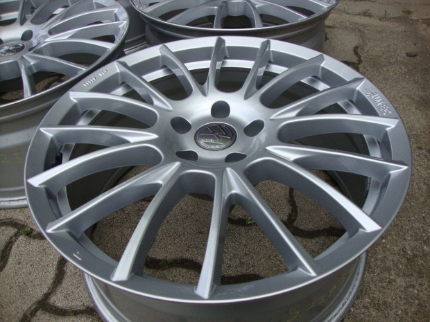 5x112 VW Golf VIII., Tiguan, T-Roc, Eos, Caddy 19" Autec alufelni