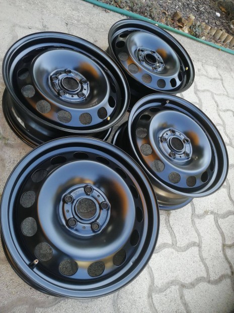 5x112 VW Passat, Golf, Toruran, Caddy, Jetta, Skoda 16" lemezfelni