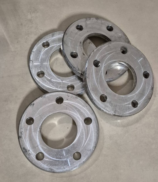 5x112 alum�nium 15mm nyomt�vsz�les�t� pog�csa 