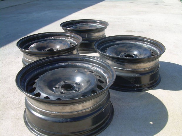 5x112 audi-vw 17 colos új szélesített lemezfelni