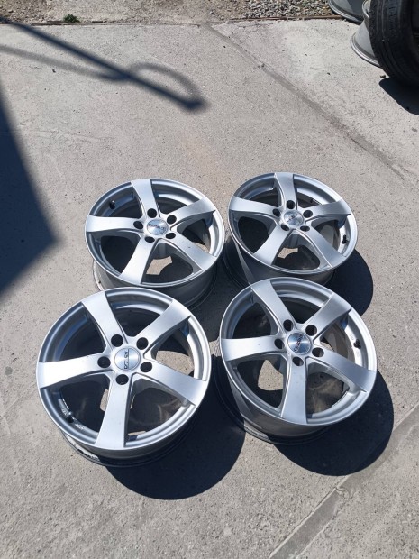 5x112 es 16" alufelni garnitra 