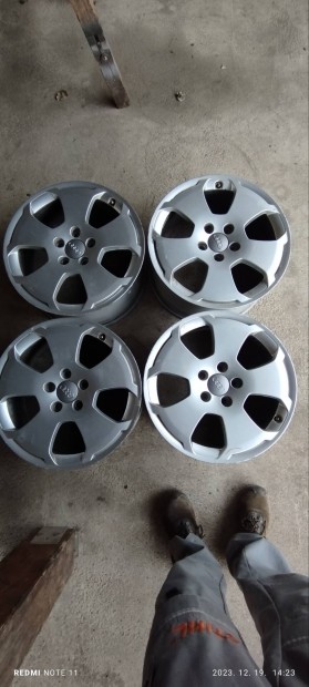 5x112 es R17 es audi gyri alufelni szett 