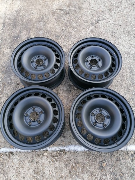 5x112-es, 16-os Audi A4 felni/66,5/