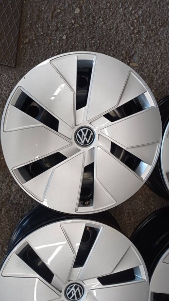5x112 lyukosztású 18 colos szép állapotú használt Gyári Volkswagen