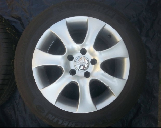 5x112 lyukosztásu DBV alufelni 205/55R16 Michelin nyári gumival