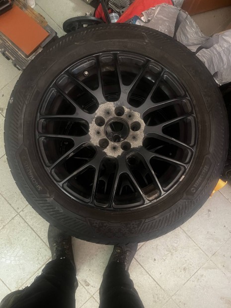 5x112 r17 225/55r17 c  barum 80%os teligumival