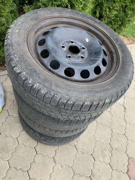 5x112 r 16 felnik gumikkal