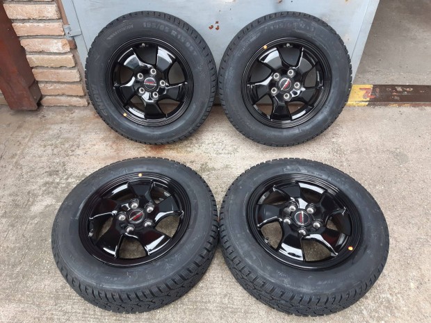 5x114,3 15" Hyundai Ioniq, iX20, i30, Kia Venga -új téli garnitúra