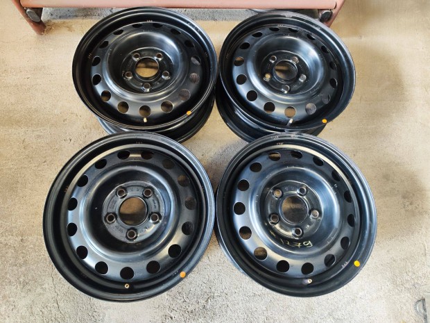 5x114,3 15" KIA Acélfelni Lemez 90Garage #1279