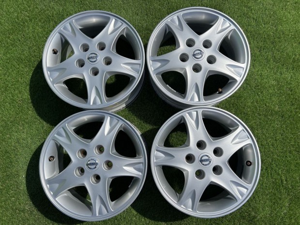 5x114.3 15" Nissan gyri alufelni 6Jx15h2 ET40