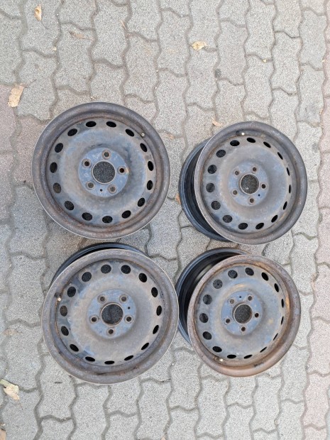 5x114.3 15" hyundai kia felni 4db 16000ft