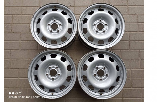 5x114,3 16"Dacia lemezfelni /642/