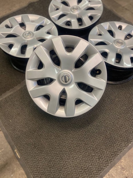 5x114,3 16 Gyri Nissan felni lemezfelni