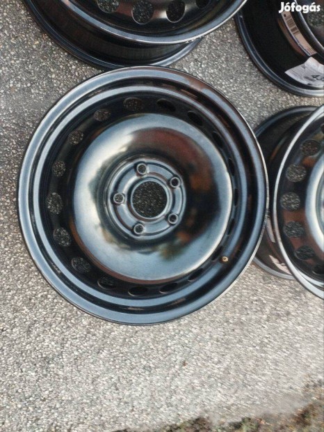 5x114,3 16 Renault Nissan Dacia lemezfelni r16 "