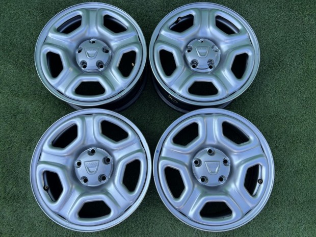 5x114.3 16" Dacia Duster gyári lemezfelni 6,5Jx16h2 ET50