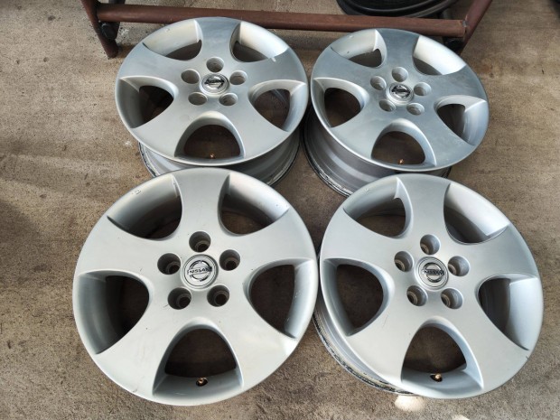 5x114,3 16" Gyri Nissan Alufelni Felni 90Garage #679