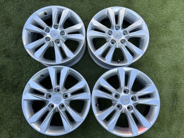 5x114.3 16" Hyundai gyári alufelni 6Jx16h2 ET50