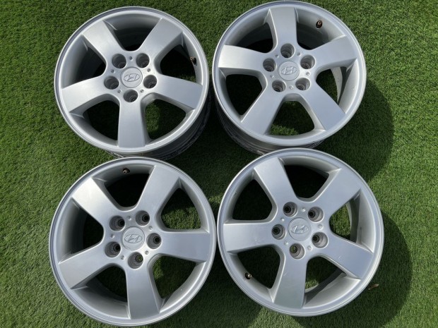 5x114.3 16" Hyundai gyri alufelni 6,5Jx16h2 ET46