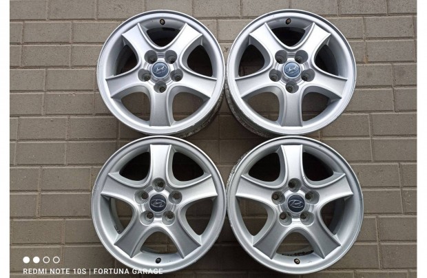 5x114,3 16" Hyundai használt alufelni garnitúra