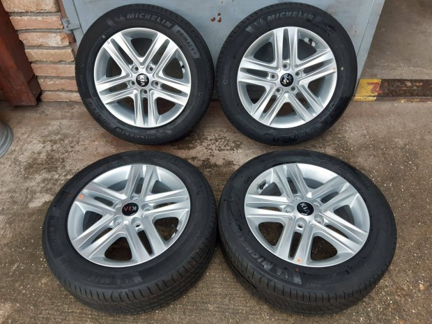 5x114,3 16" Kia Ceed, Proceed, Hyundai i30 -j garnitra