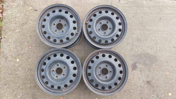 5x114,3 16" Kia/Hyundai 4db aclfelni