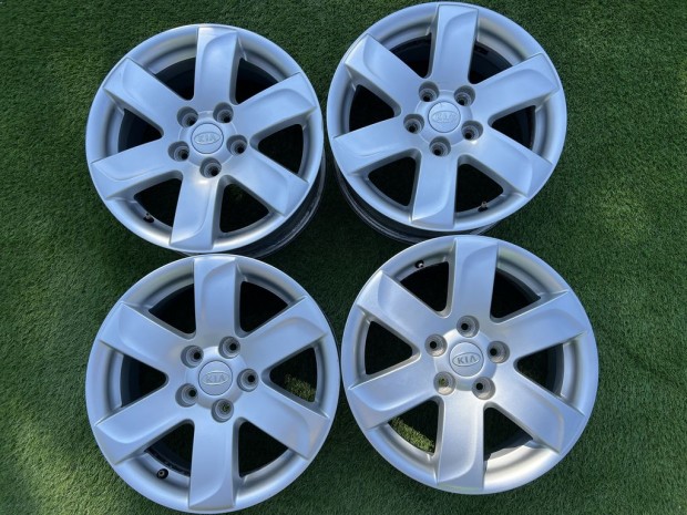 5x114.3 16" Kia gyri alufelni 6,5Jx16h2 ET41