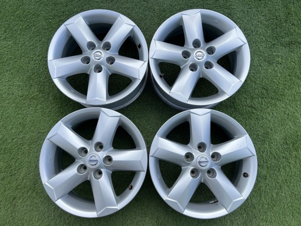 5x114.3 16" Nissan gyári alufelni 6,5Jx16h2 ET40