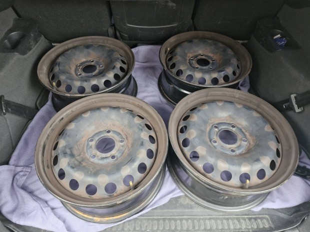 5x114.3 16" Renault használt lemezfelni ET47