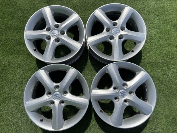 5x114.3 16" Suzuki SX4 gyári alufelni 6Jx16h2 ET50