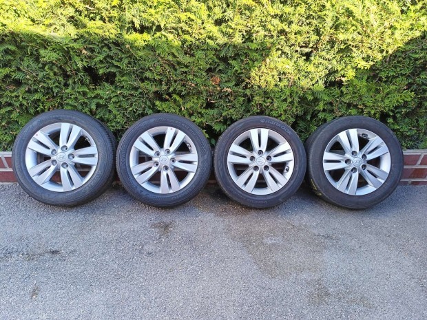 5x114,3 16 / 16" Gyri Hyundai / Kia alufelni 205/55 R16 nyri gumi