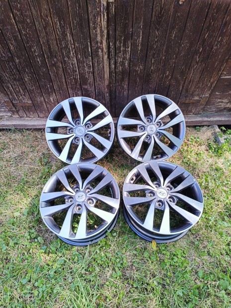 5x114,3 16 / 16" Gyári Hyundai / Kia alufelni, szenzorok