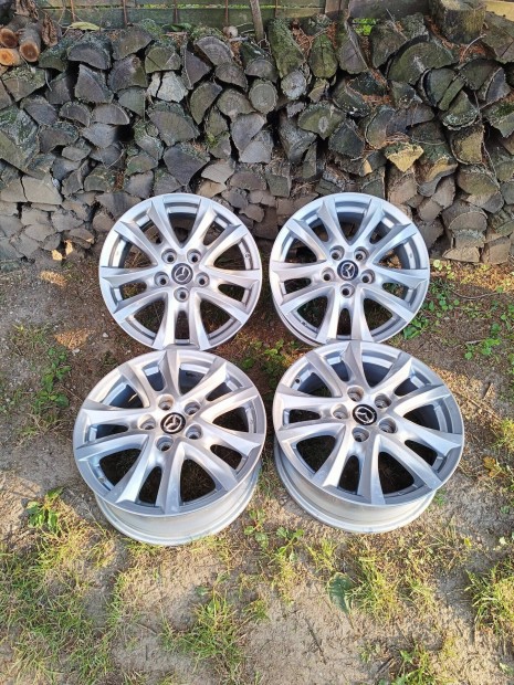 5x114,3 16 / 16" Gyri Mazda alufelni