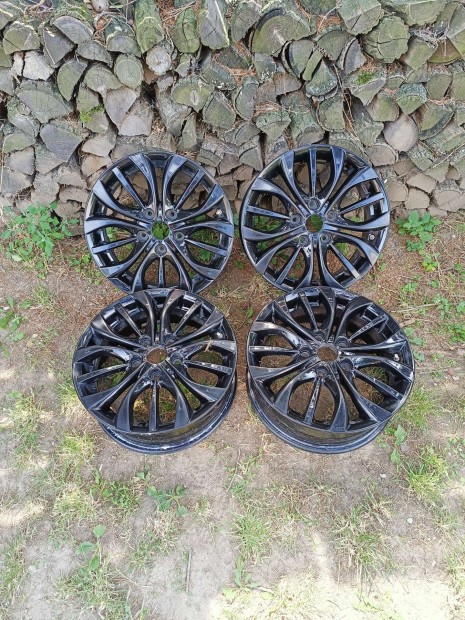 5x114,3 16 / 16" Gyári Suzuki alufelni, szenzorok