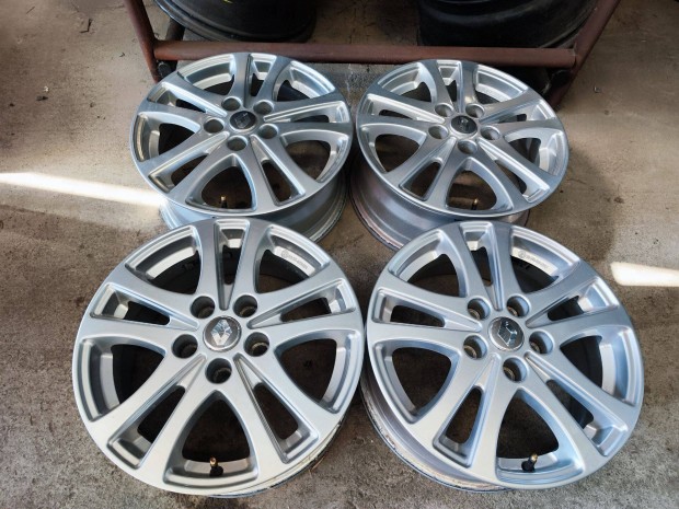 5x114,3 16" "Renault" Alufelni Felni + Renault Tpms 90Garage #1186
