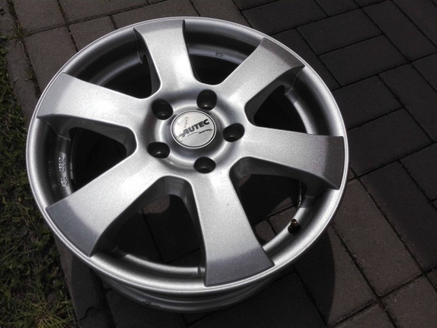 5x114,3 16 coll Autec Germany alufelni garnitúra