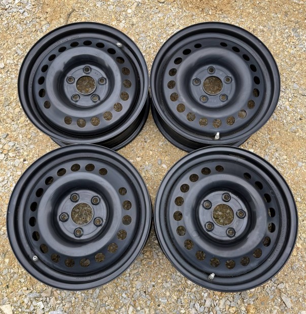 5x114.3 16 coll j lemezfelni szett Kia Hyundai aclfelni 6.5x16 ET50