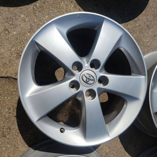 5x114,3 17 Gyri Toyota alufelni 148000ft a 4db/138/