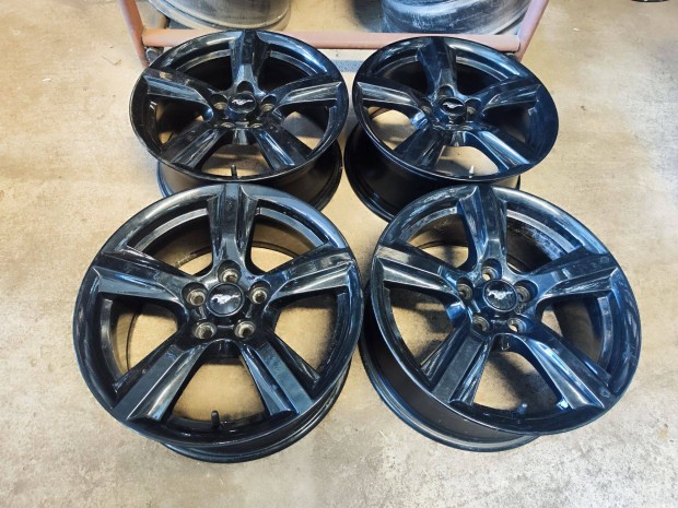 5x114,3 17" Gyri Ford Mustang +Tpms Alufelni Felni 90Garage #1332