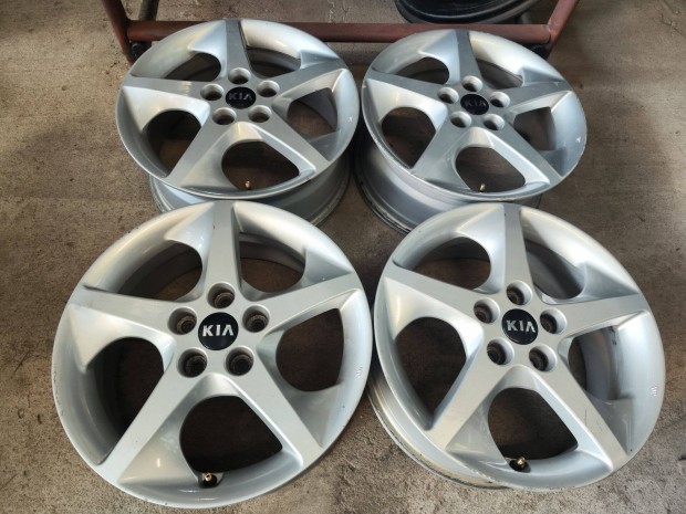 5x114,3 17" Gyri KIA Ceed Sport Alufelni Felni 90Garage #795