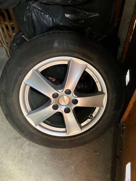 5x114,3 17" Kia Sportage Hyundai Tucson tli Alukerkszett Dezent