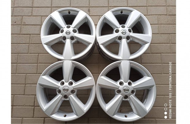 5x114.3 17" Nissan hasznlt alufelni garnitra