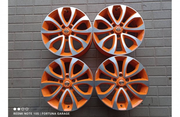 5x114,3 17" Nissan újszerű alufelni garnitúra
