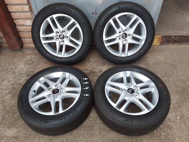 5x114,3 17" Toyota CHR +Tpms -új nyári garnitúra