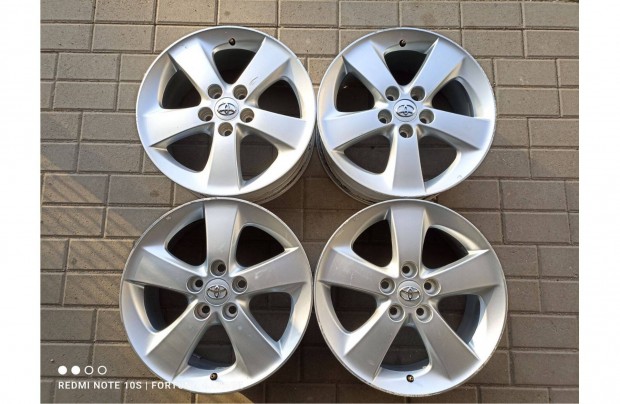 5x114.3 17" Toyota hasznlt alufelni garnitra