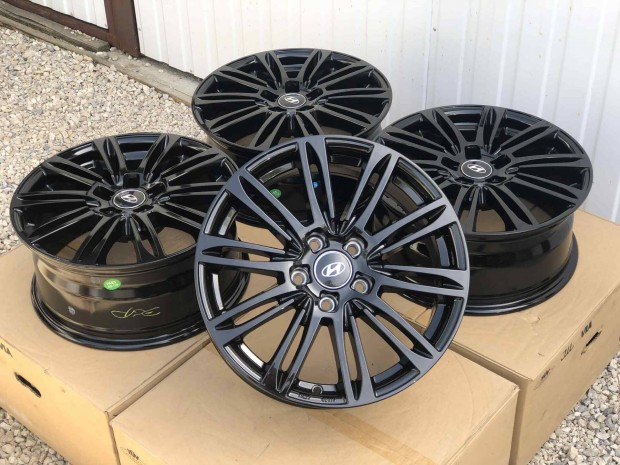 5x114.3 17" j MaM A4 Honda Mazda Hyundai Renault Kia 17 col