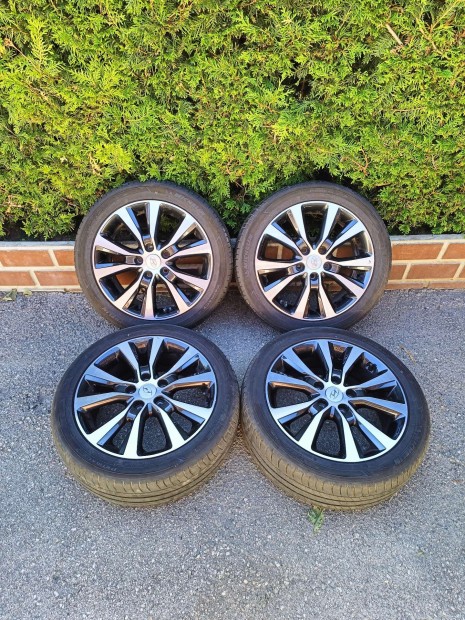 5x114,3 17 / 17" Gyri Hyundai / Kia alufelni 225/45 R17 nyri gumi