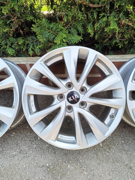 5x114,3 17 / 17" Kia / Hyundai alufelni, szenzorok